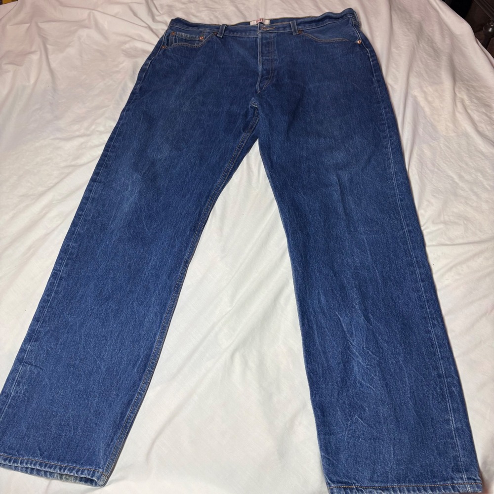 Levis 501 Original Straight Leg Jeans Mens 42x36 Medium Wash Blue Button Fly